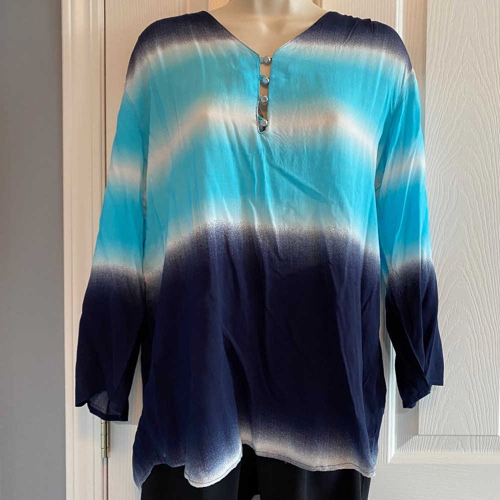 BUY 2 ITEMS & GET 1 FREE: Haggar Transitions Blouse Sz L